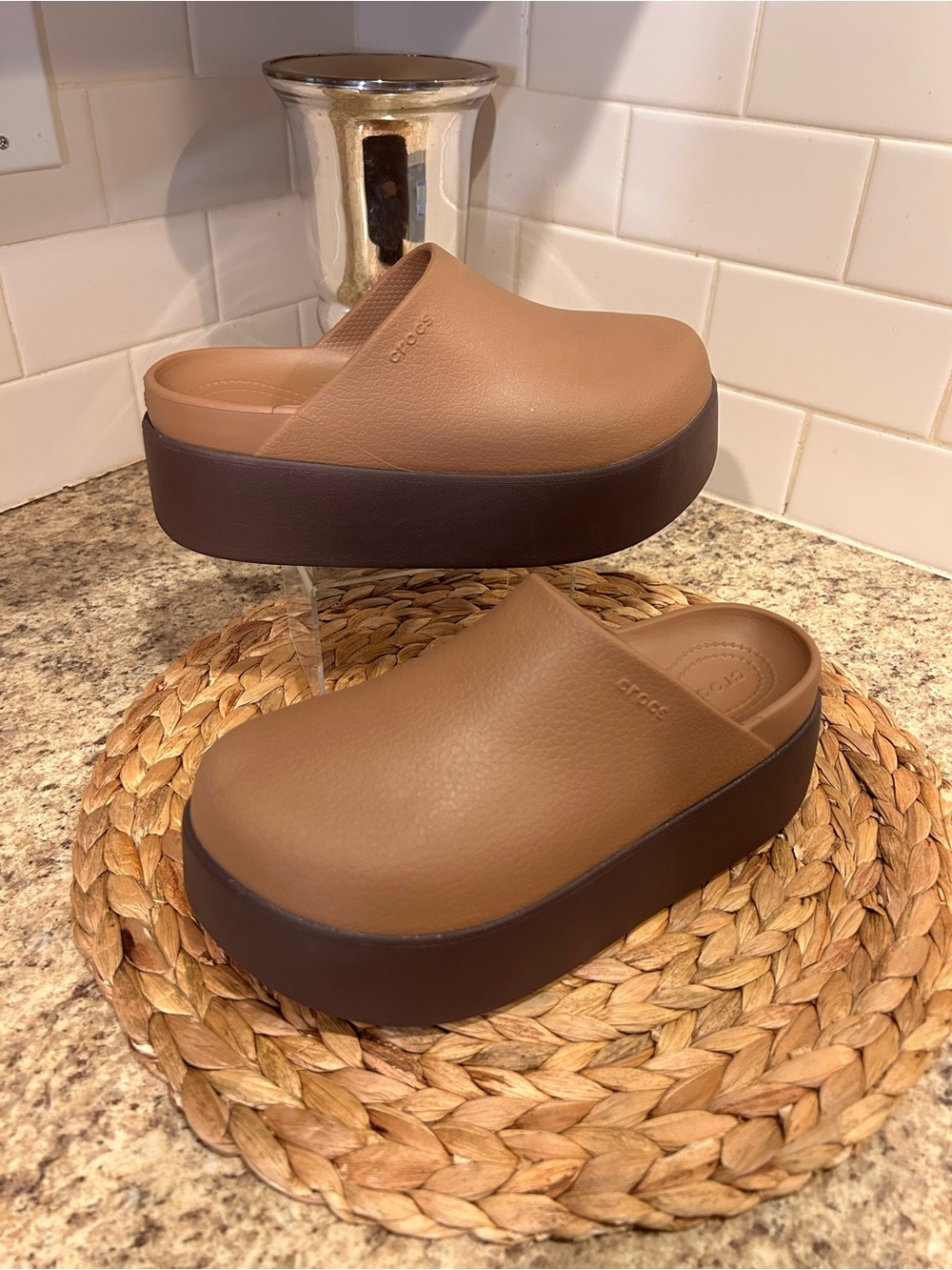 CROCS Dylan Platform Clogs Mules Brown Womenβs Size 7